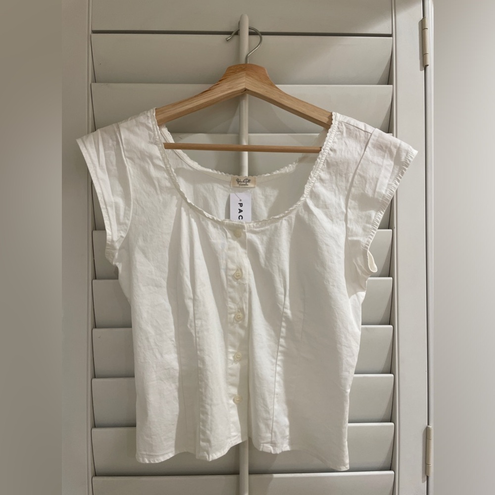 Brandy Melville White Blouse